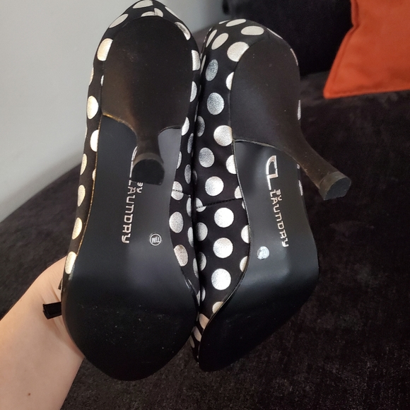 CL by Laundry Heels - Picture 4 of 4